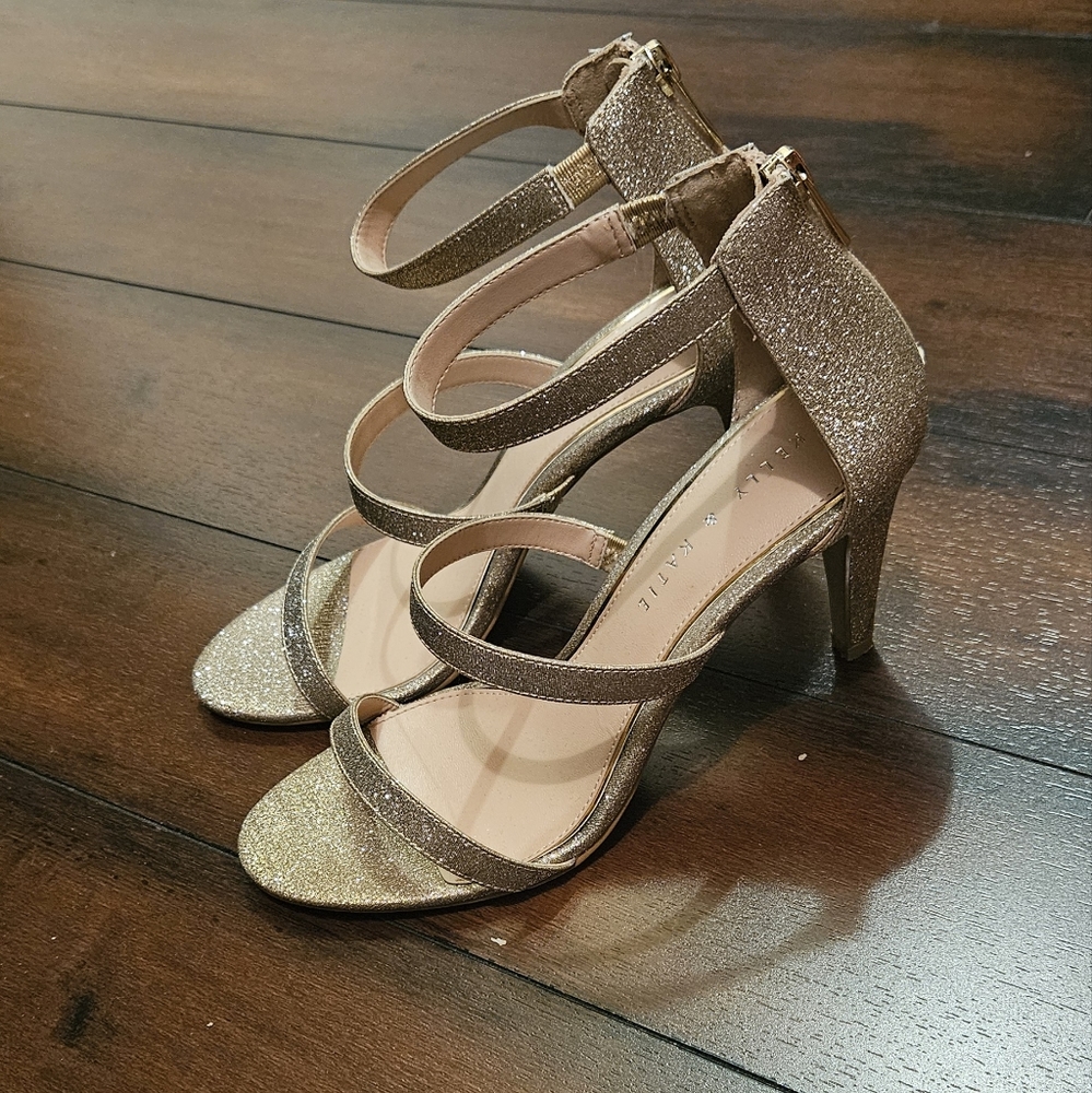 Kelly & Katie gold sparkly heels